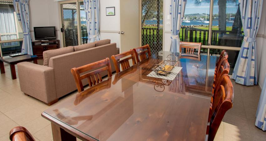 BIG4 Batemans Bay Waterfront Condo 900px 17 26